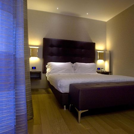 Comfort Hotel Fiumicino Airport Esterno foto