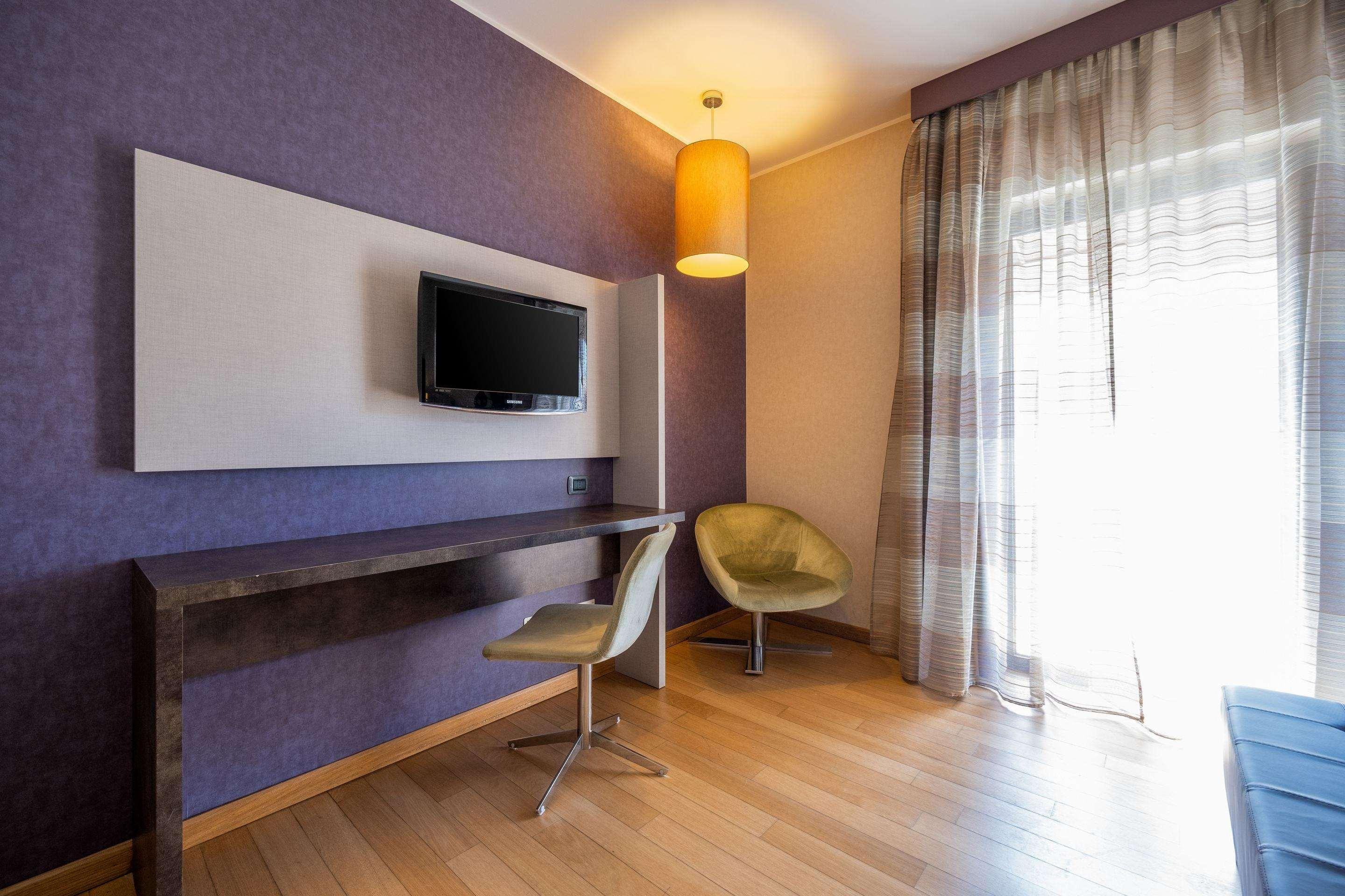 Comfort Hotel Fiumicino Airport Esterno foto