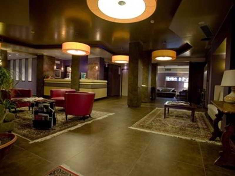 Comfort Hotel Fiumicino Airport Esterno foto