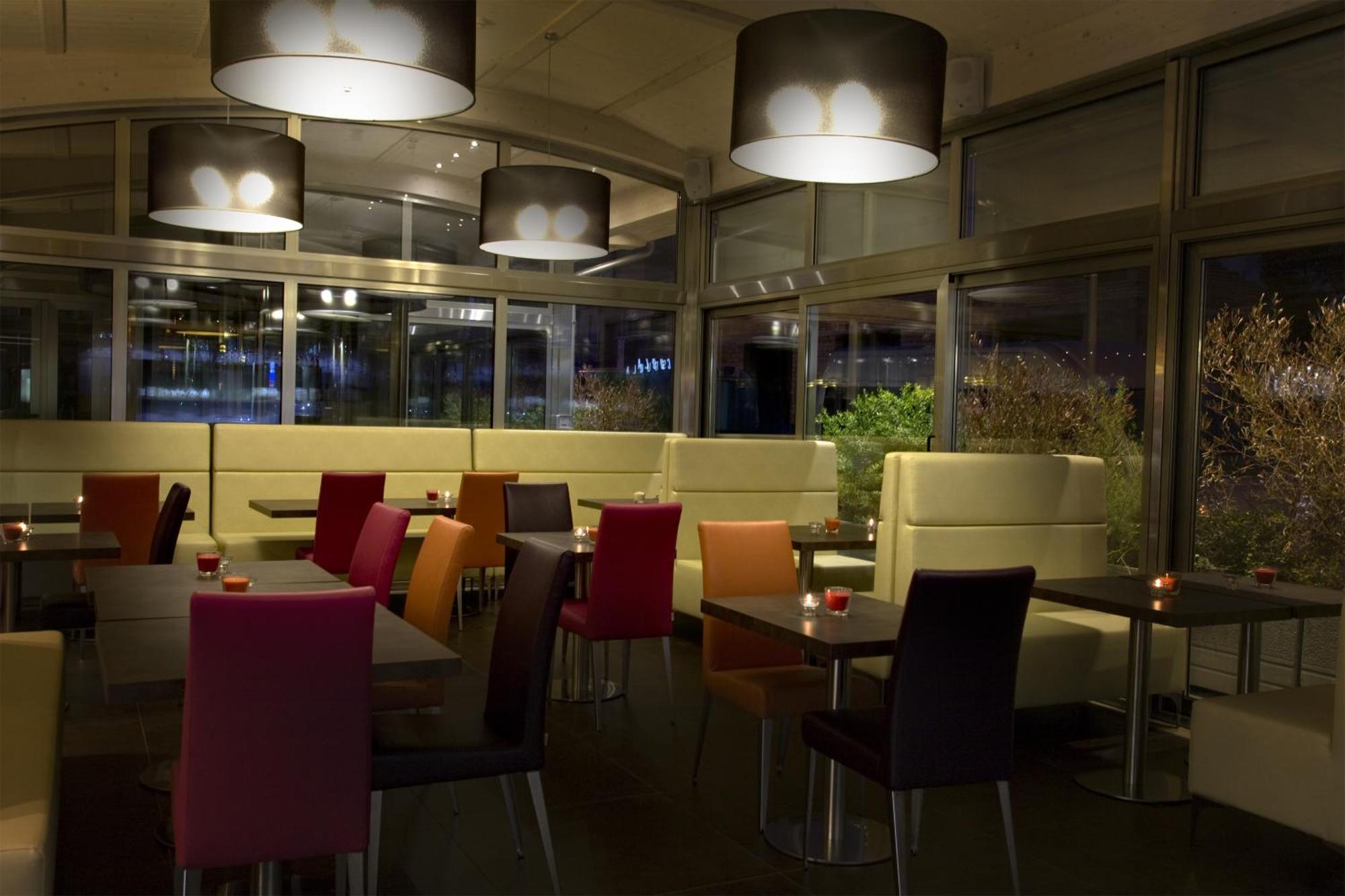 Comfort Hotel Fiumicino Airport Esterno foto