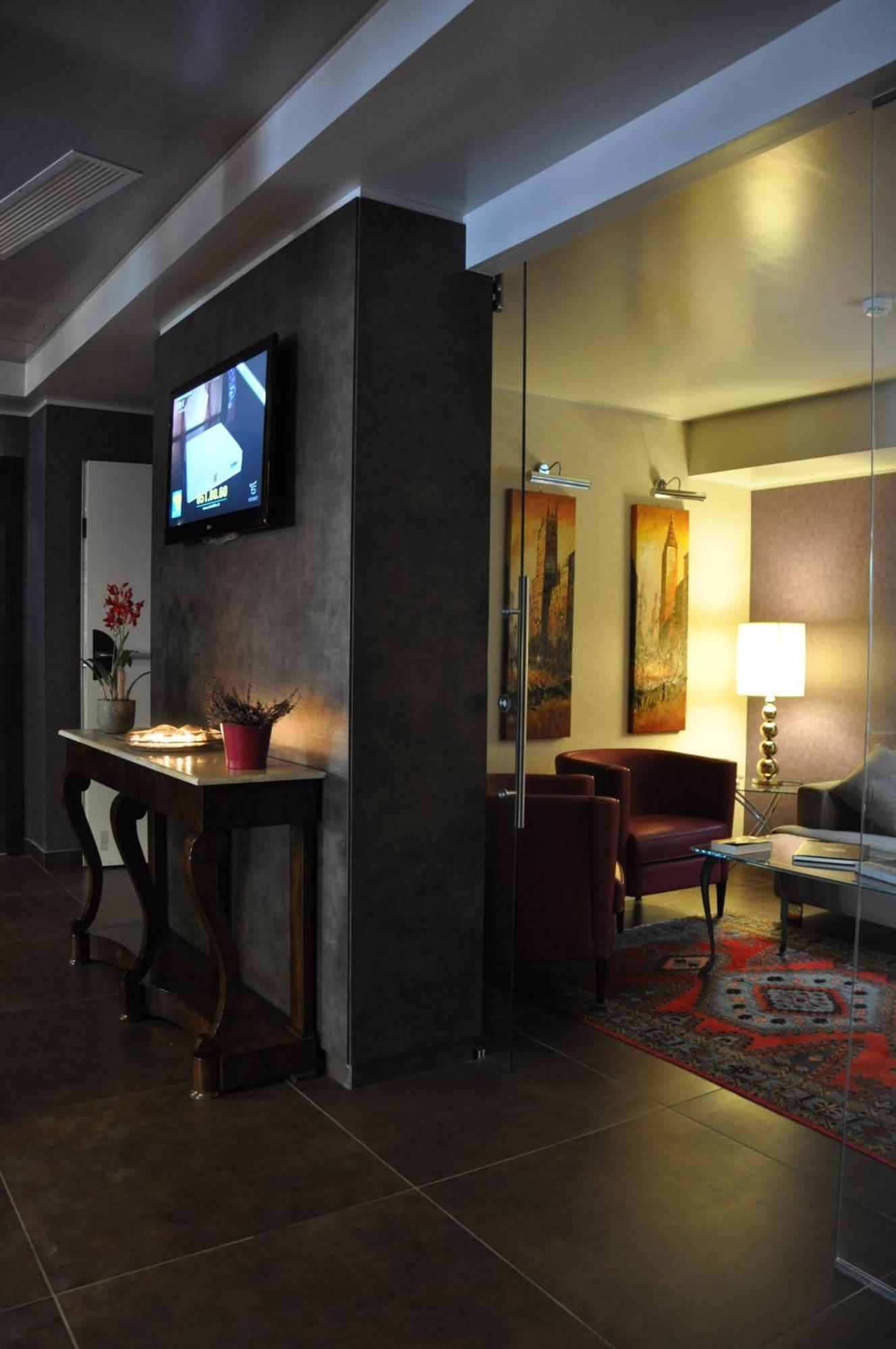 Comfort Hotel Fiumicino Airport Esterno foto