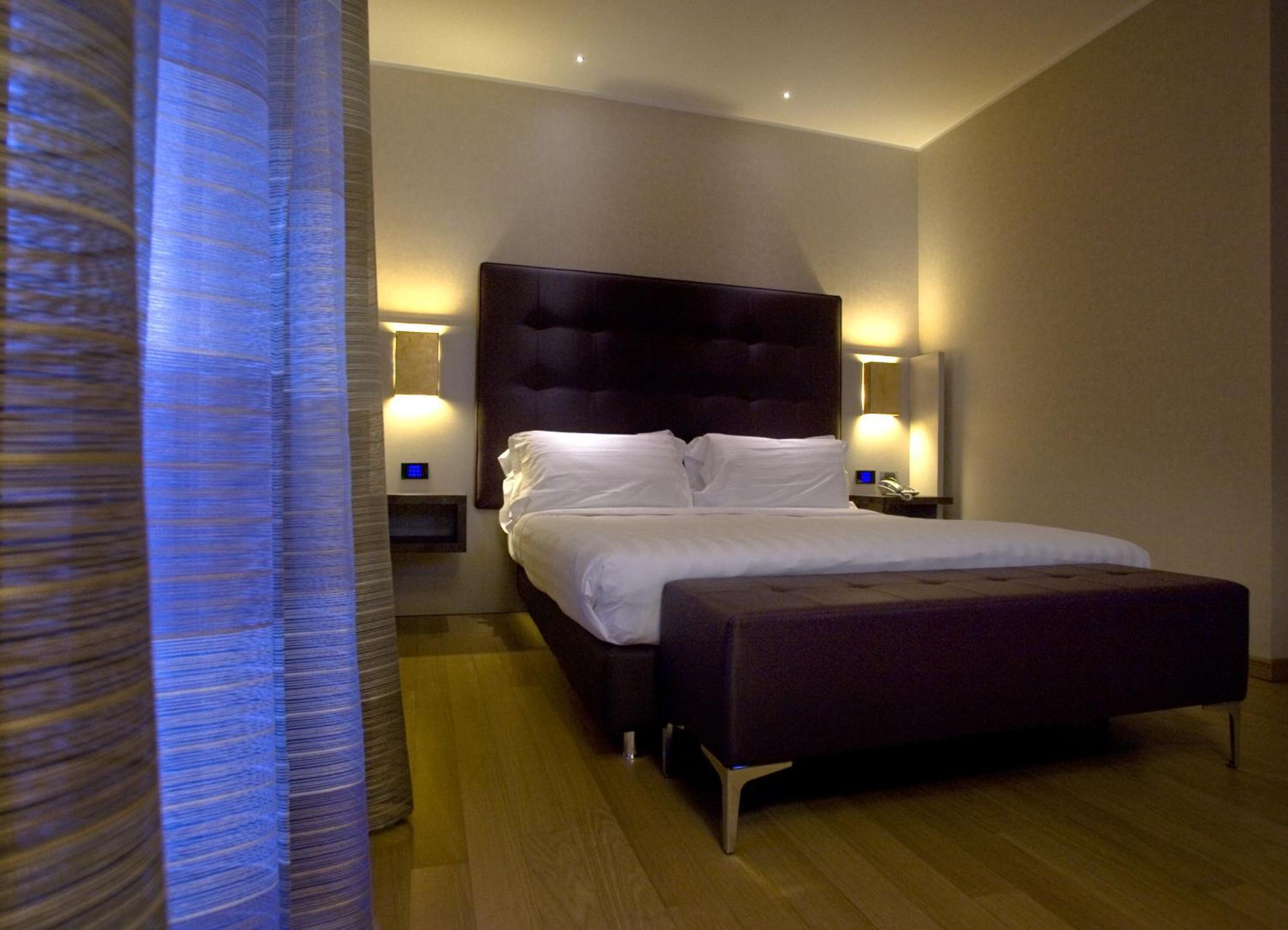 Comfort Hotel Fiumicino Airport Esterno foto