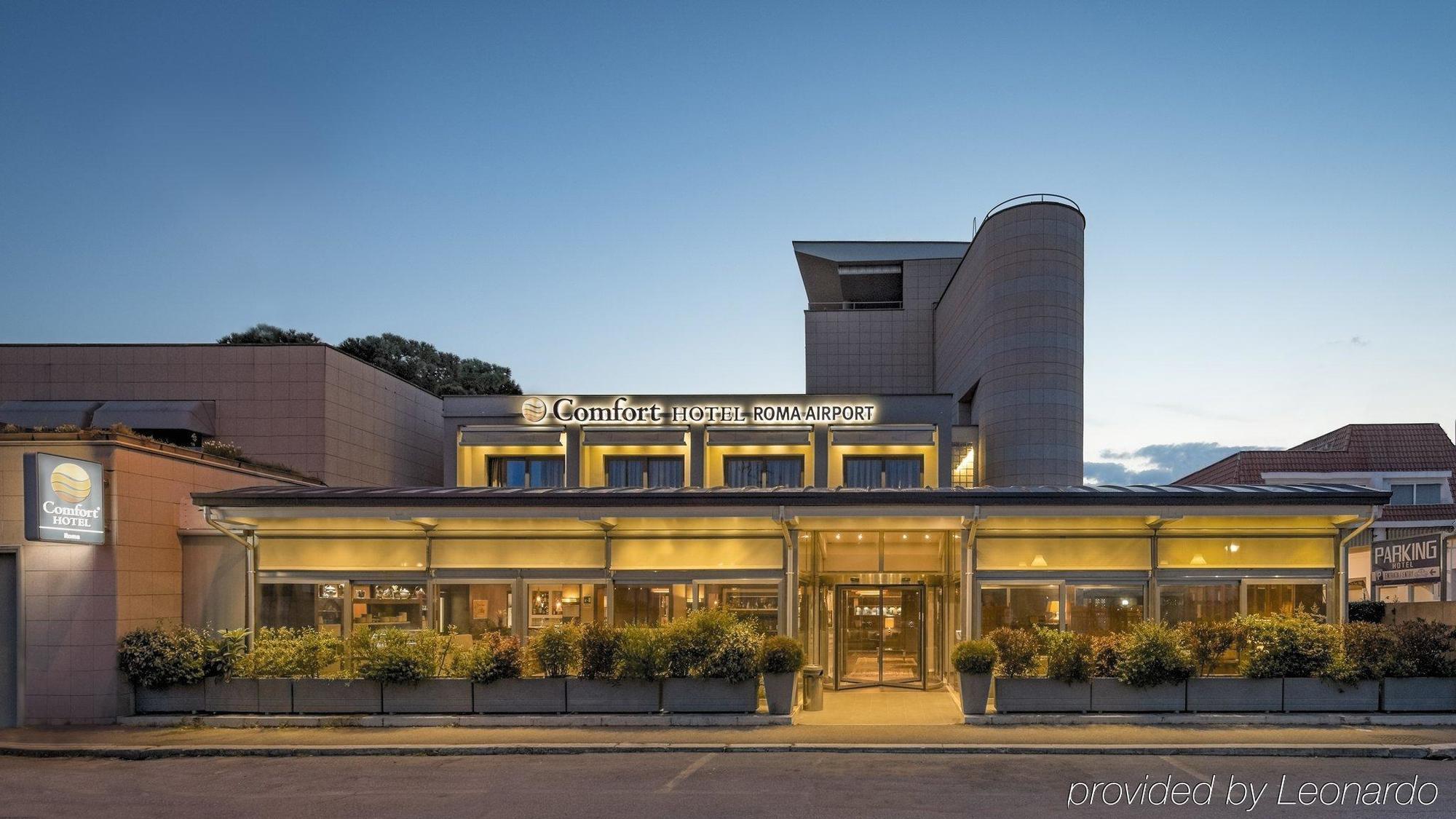 Comfort Hotel Fiumicino Airport Esterno foto