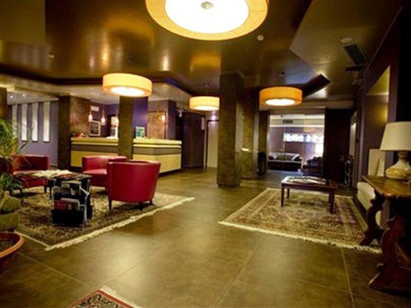 Comfort Hotel Fiumicino Airport Esterno foto