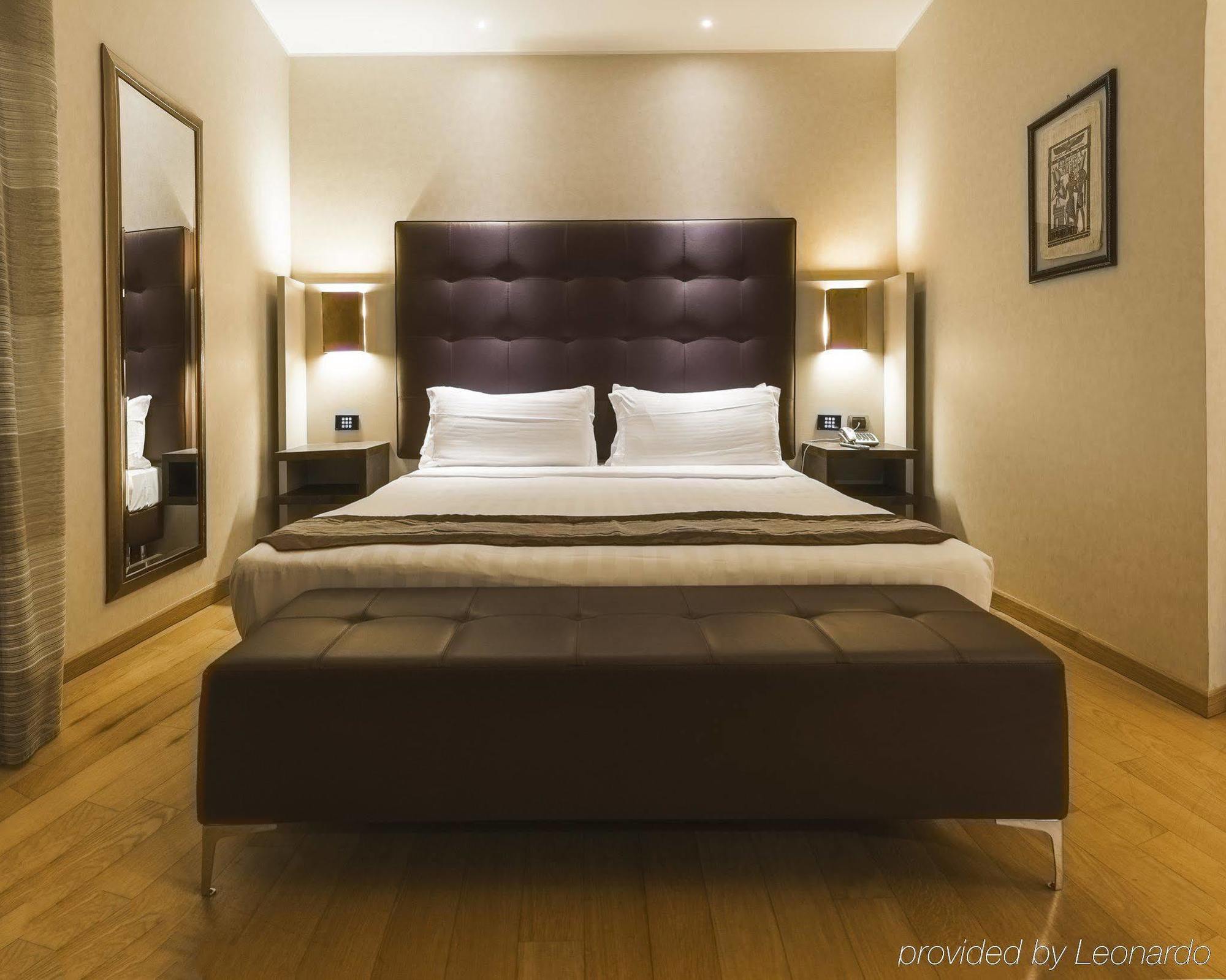 Comfort Hotel Fiumicino Airport Esterno foto